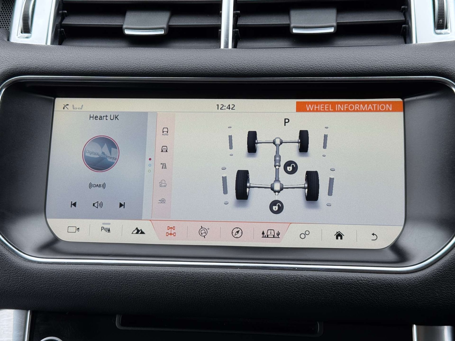 Used Land Rover Range Rover Sport 2018 for sale - 76363850: Photo 49
