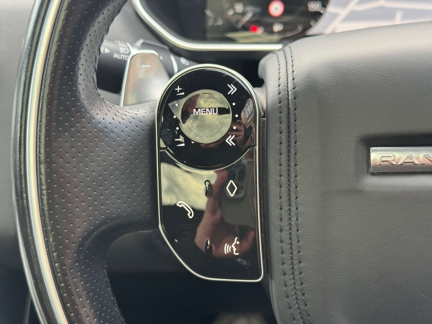 Used Land Rover Range Rover Sport 2018 for sale - 76600629: Photo 32