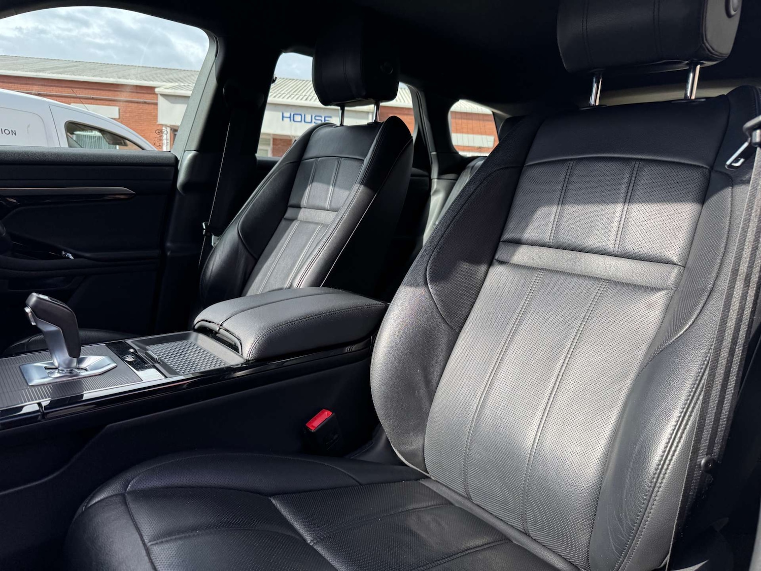 Used Land Rover Range Rover Evoque 2019 for sale - 76363618: Photo 15