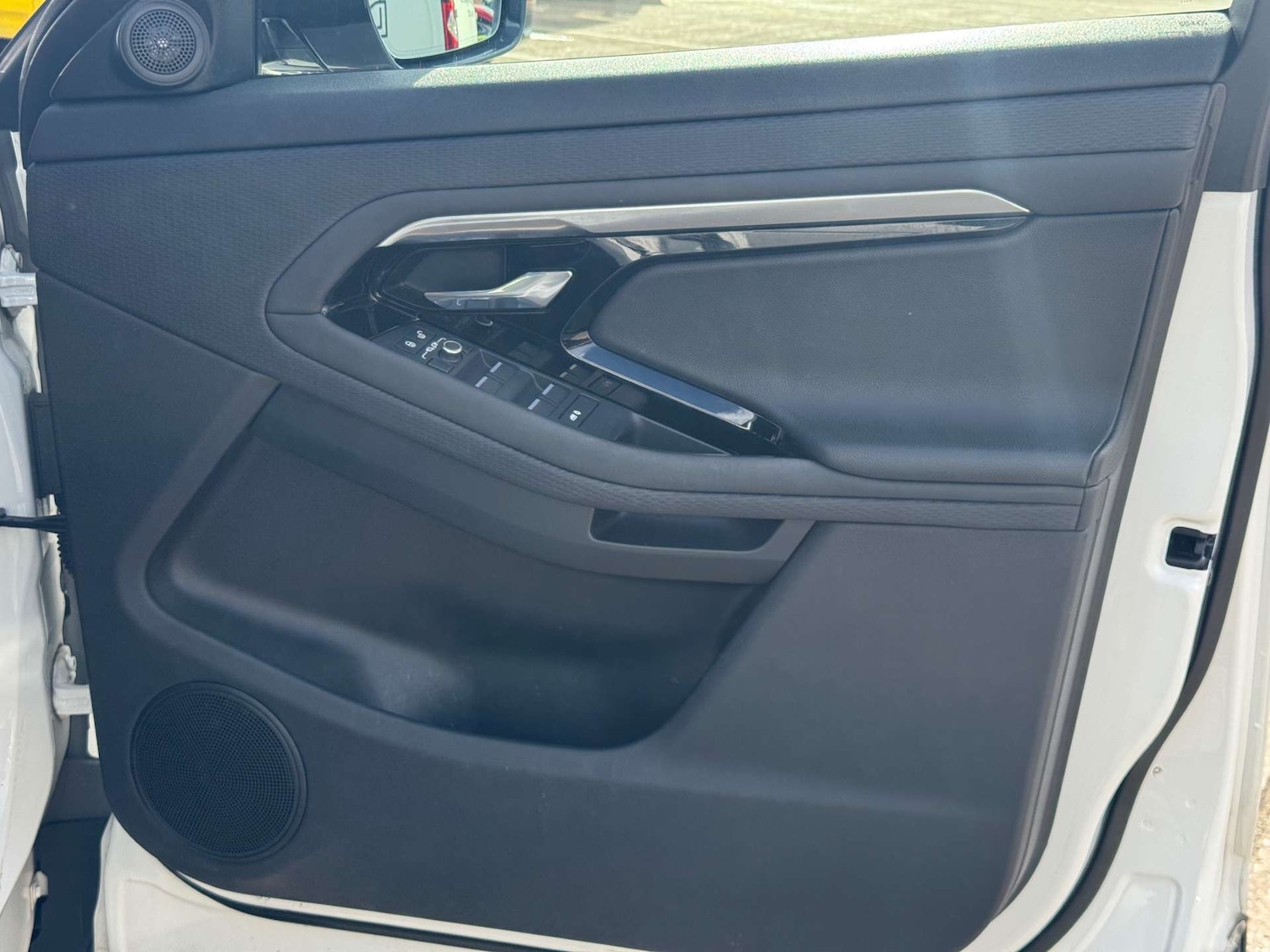 Used Land Rover Range Rover Evoque 2019 for sale - 76363618: Photo 50