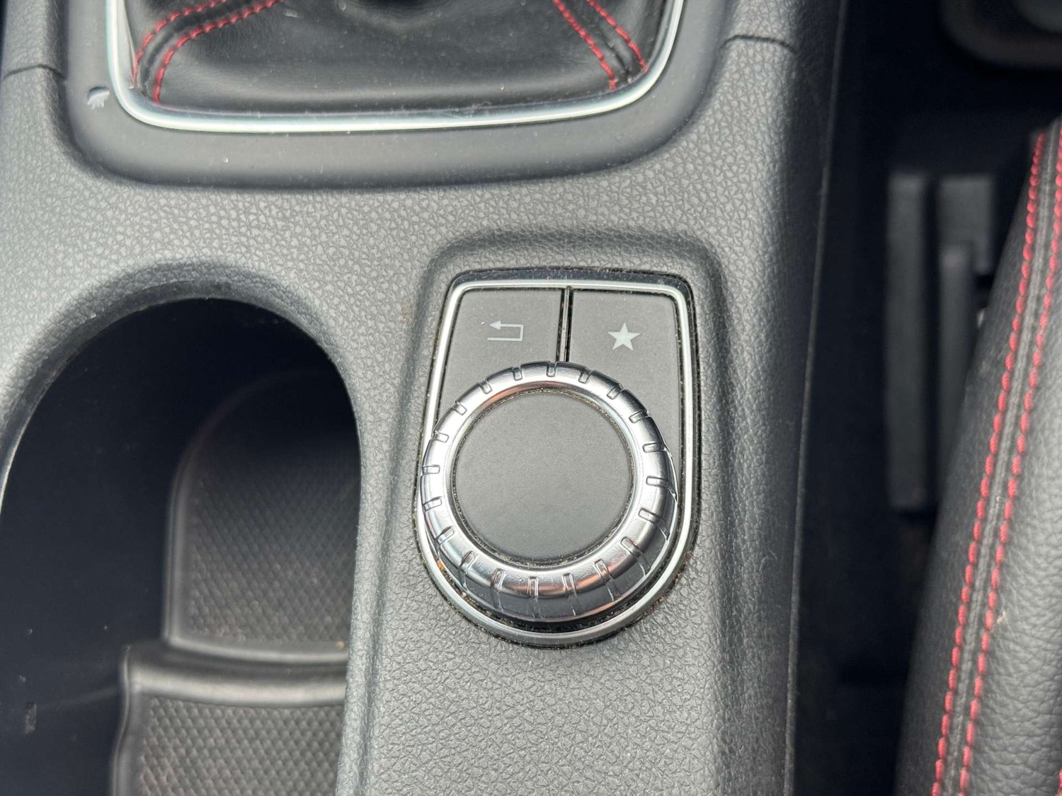 Used Mercedes-Benz A-Class 2017 for sale - 76600614: Photo 33