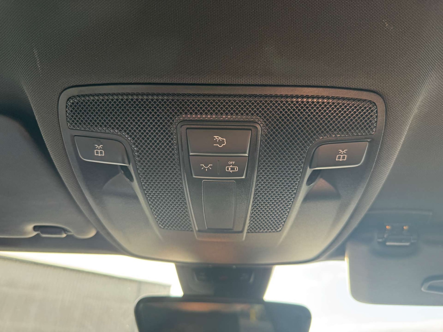 Used Mercedes-Benz A-Class 2017 for sale - 76600614: Photo 43