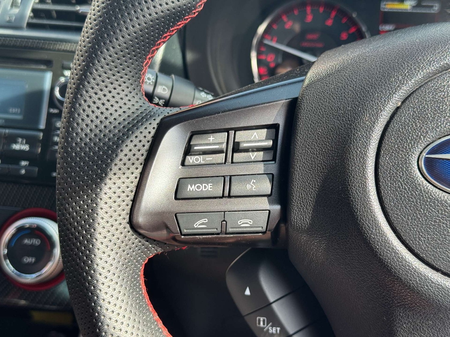 Used Subaru WRX STI 2014 for sale - 76101567: Photo 34