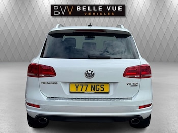 Used Volkswagen Touareg 2014 for sale - 76101584: Photo