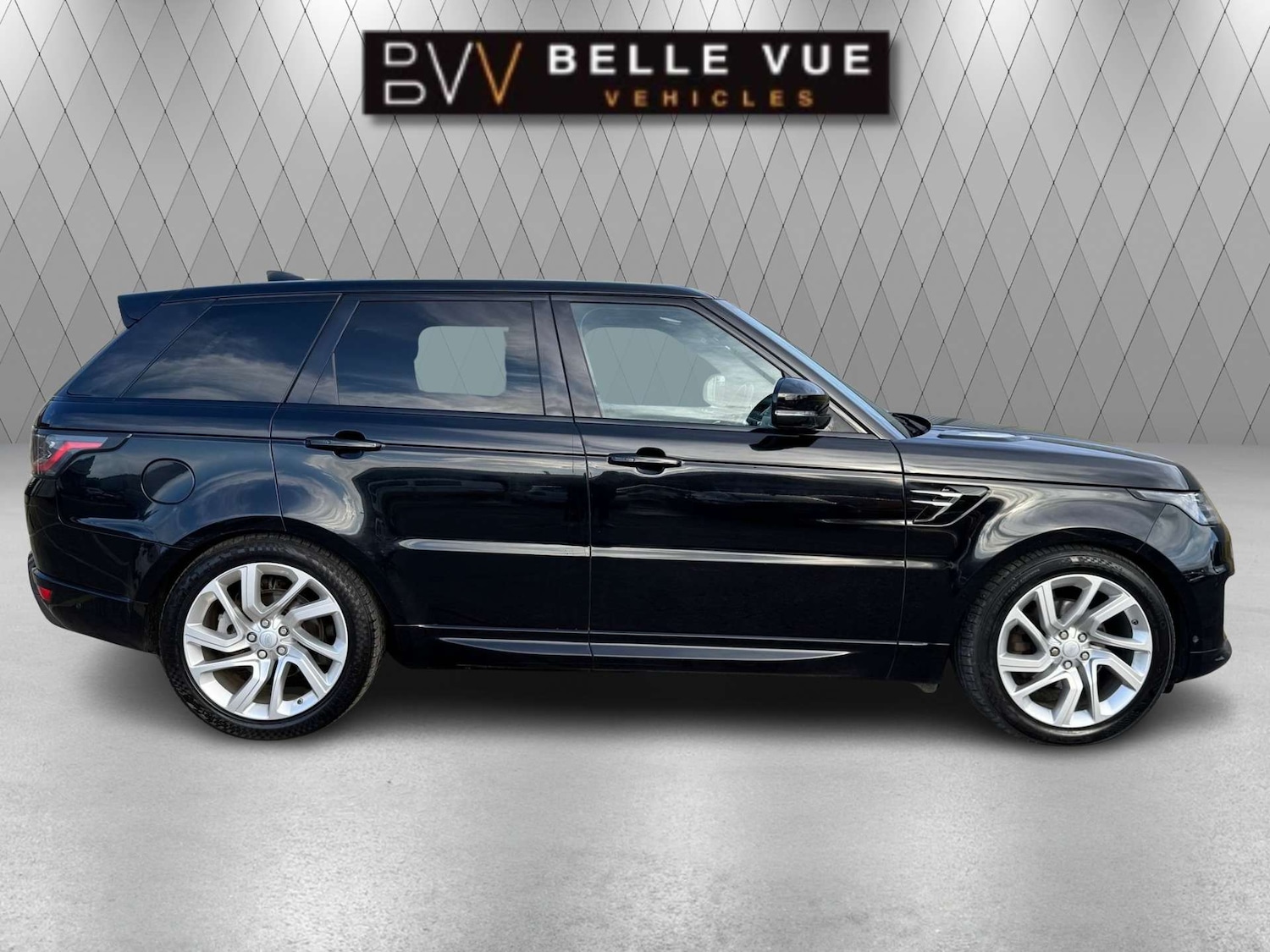 Used Land Rover Range Rover Sport 2018 for sale - 76600701: Photo 2