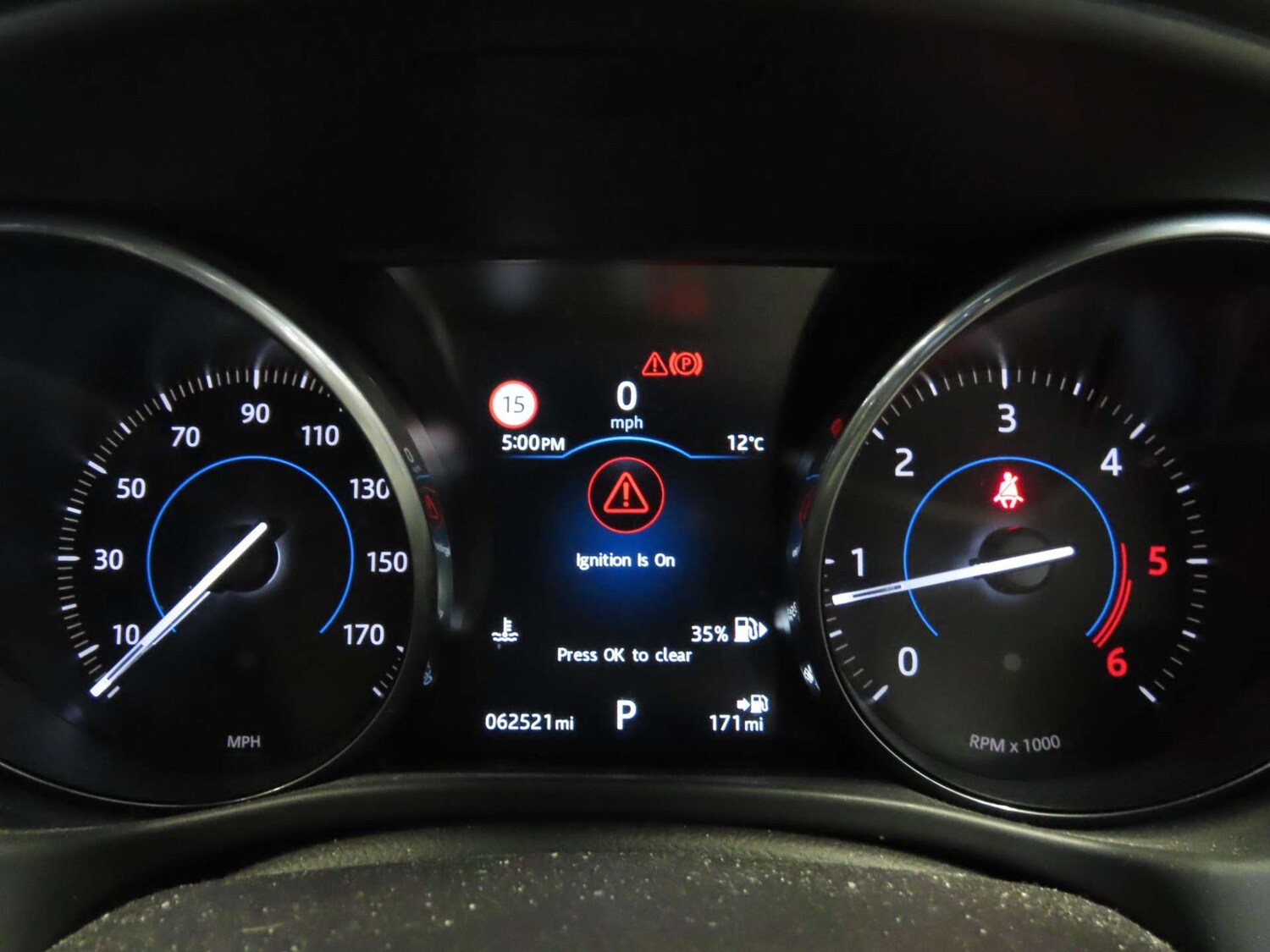 Used Jaguar XE 2017 for sale - 76539489: Photo 11