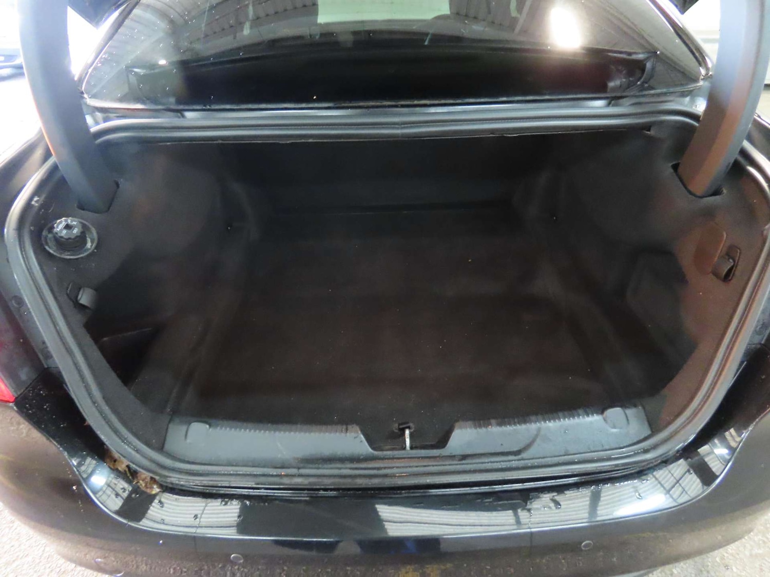 Used Jaguar XE 2017 for sale - 76539489: Photo 16