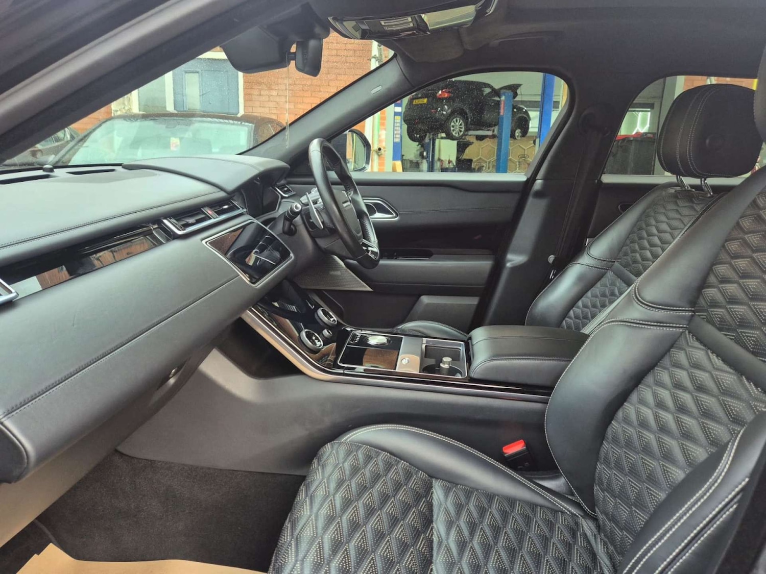 Used Land Rover Range Rover Velar 2020 for sale - 76606063: Photo 33