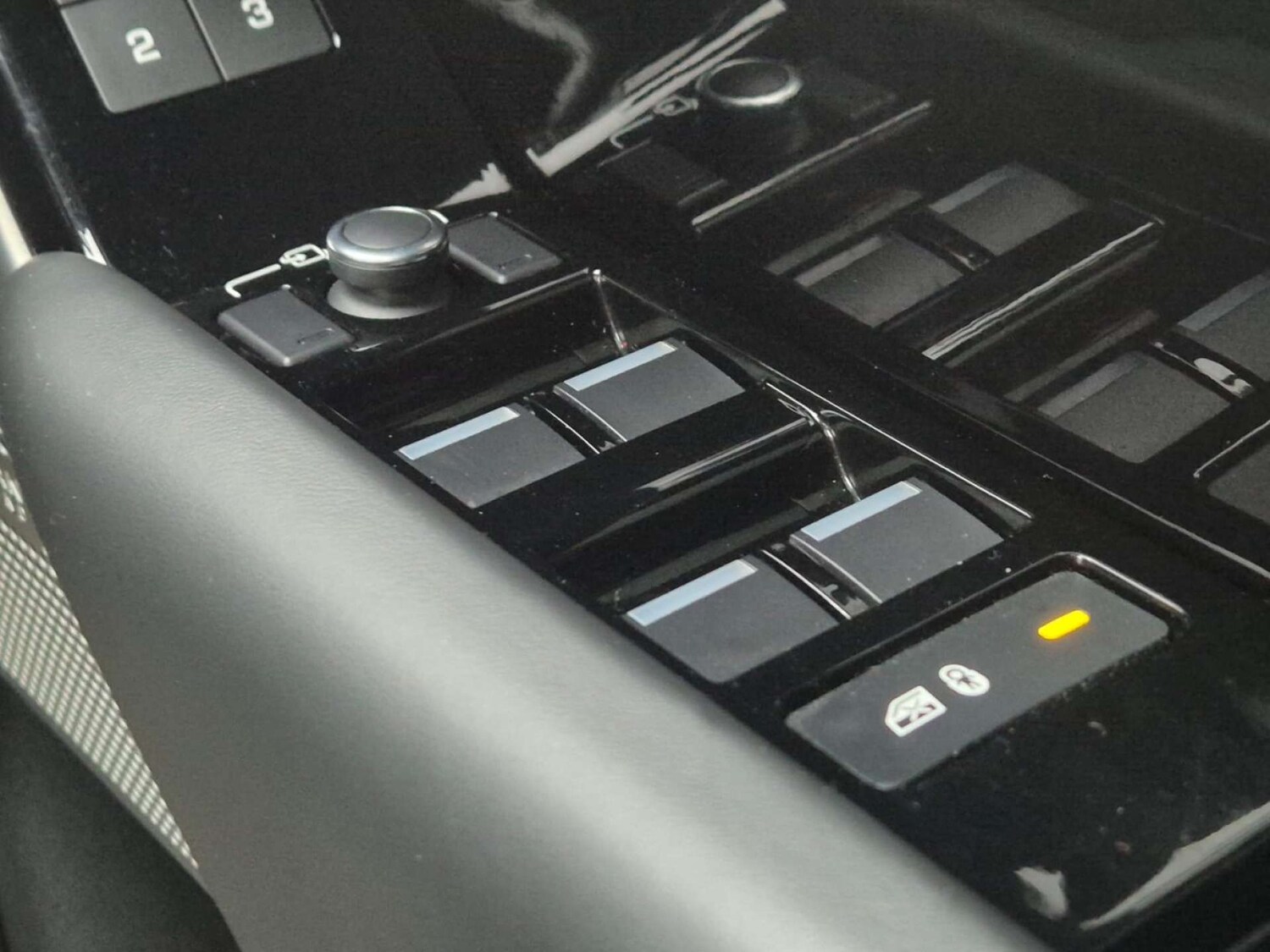 Used Land Rover Range Rover Velar 2020 for sale - 76606063: Photo 39