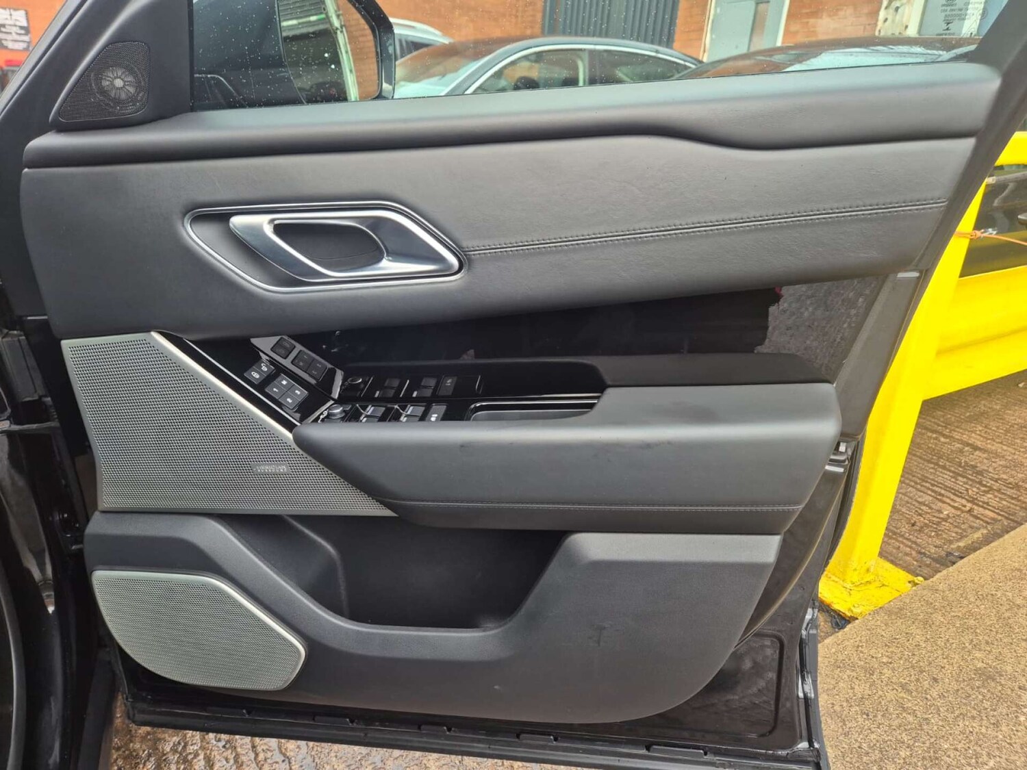 Used Land Rover Range Rover Velar 2020 for sale - 76606063: Photo 41