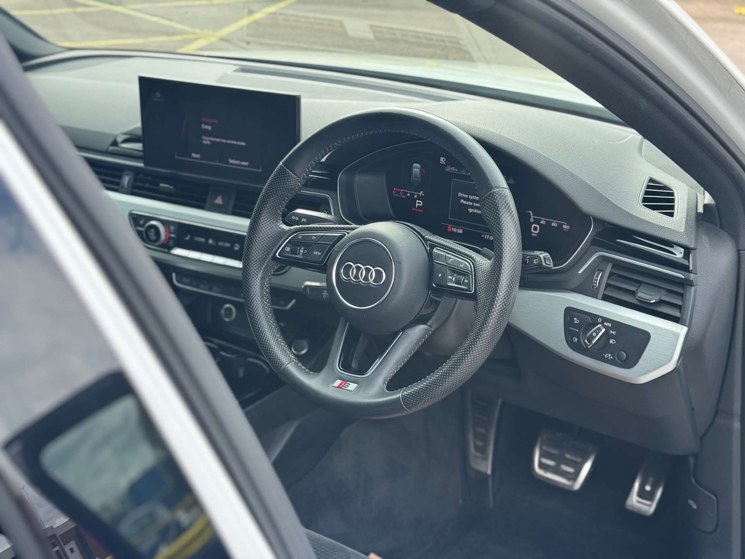 Used Audi A4 2020 for sale - 76600707: Photo 10