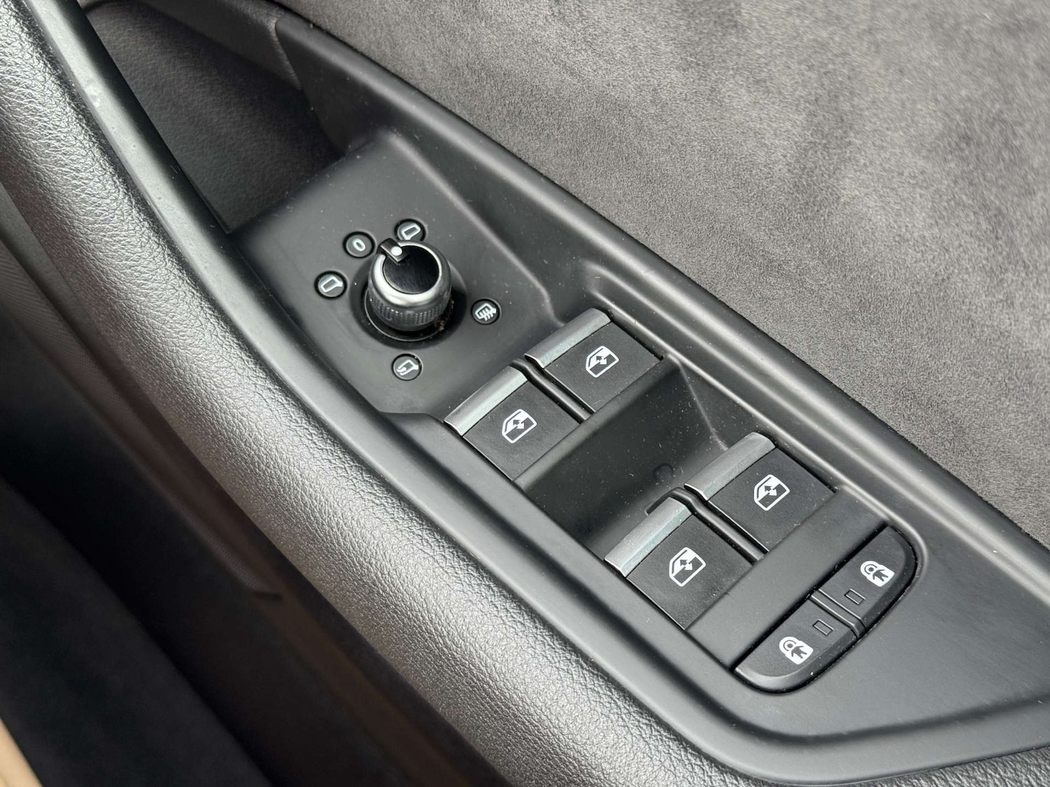 Used Audi A4 2020 for sale - 76600707: Photo 35