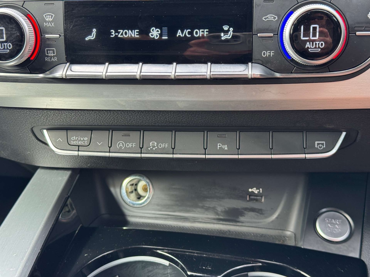 Used Audi A4 2020 for sale - 76600707: Photo 40