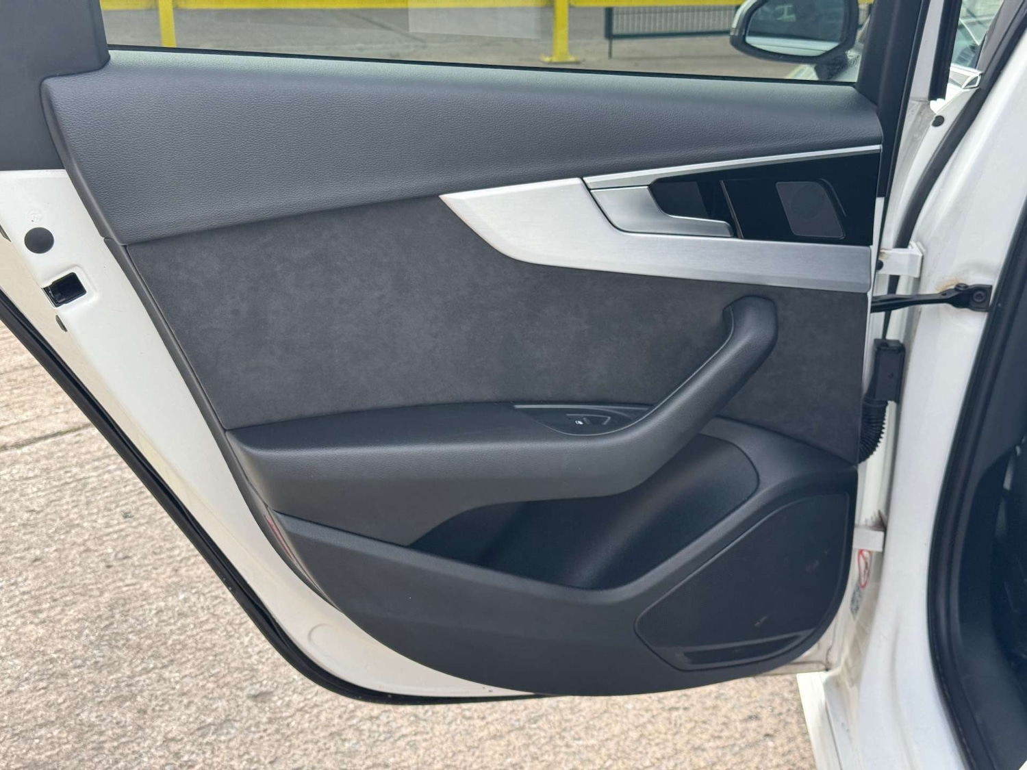 Used Audi A4 2020 for sale - 76600707: Photo 56