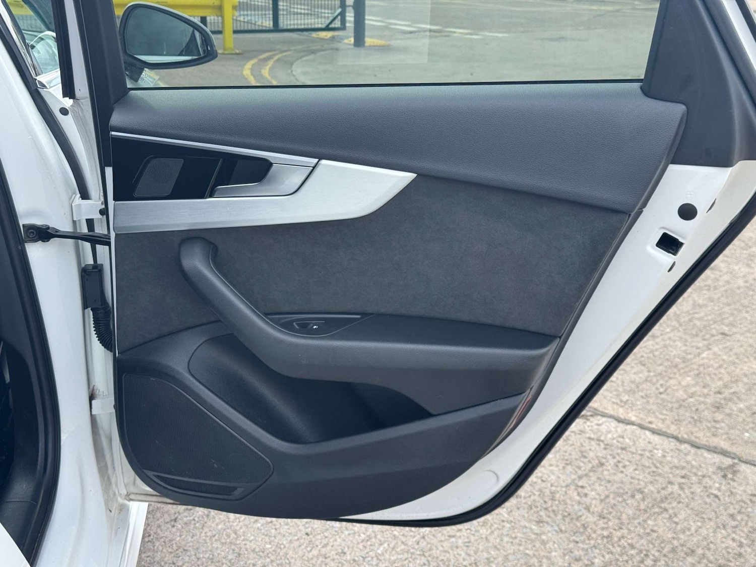 Used Audi A4 2020 for sale - 76600707: Photo 59