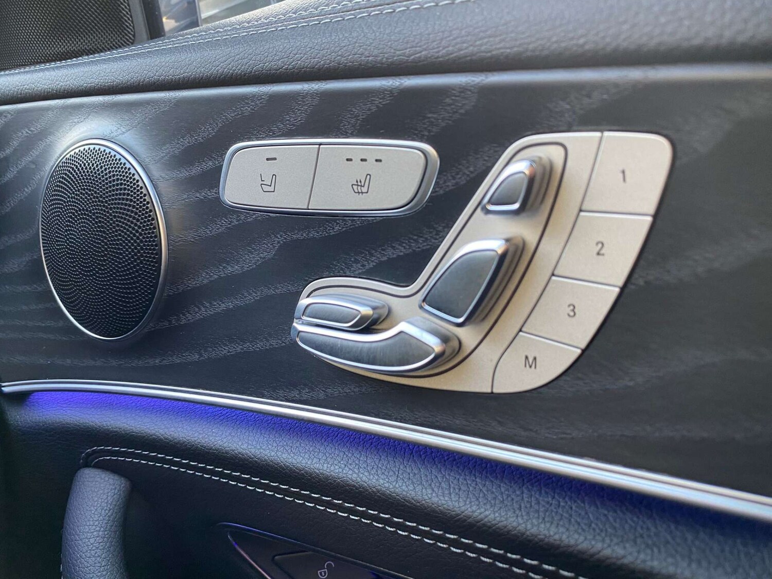 Used Mercedes-Benz E Class 2019 for sale - 76866963: Photo 46