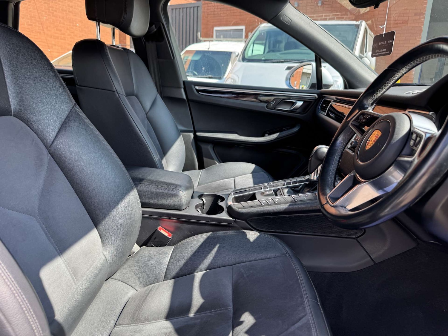 Used Porsche Macan 2017 for sale - 76363773: Photo 11