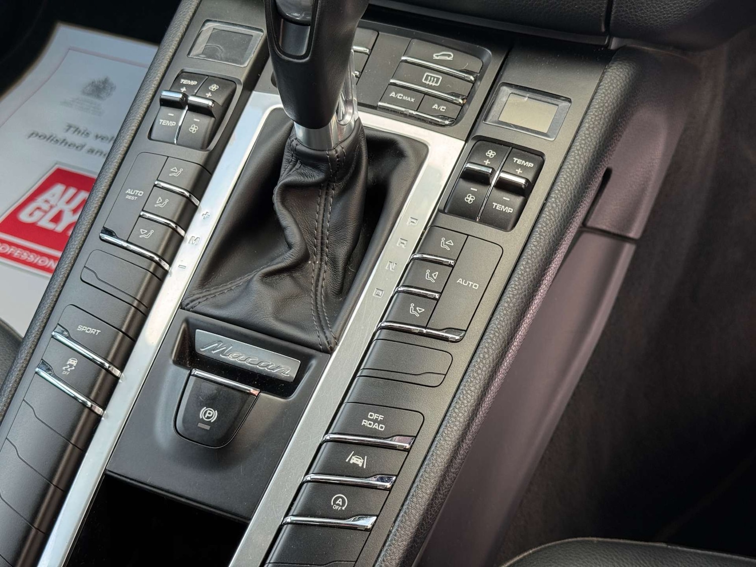 Used Porsche Macan 2017 for sale - 76363773: Photo 37