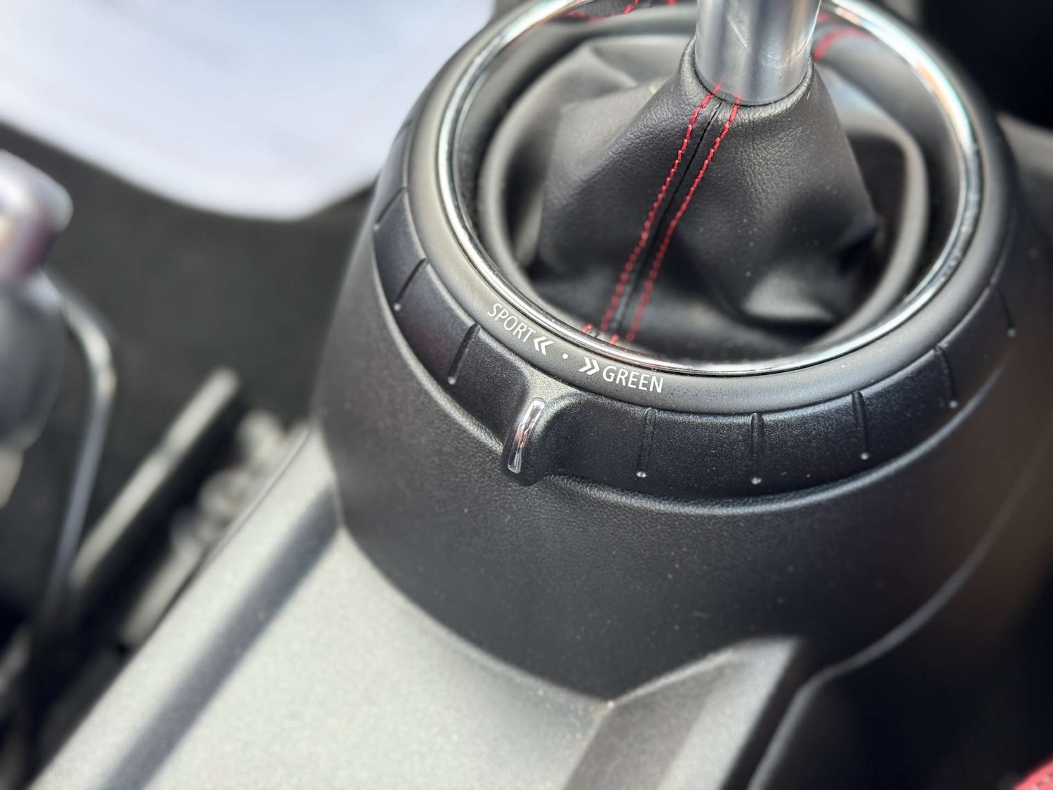 Used MINI Hatch 2016 for sale - 76601544: Photo 42