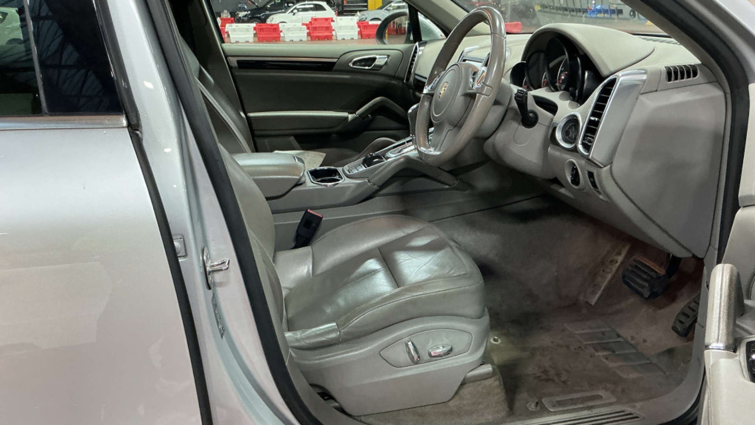 Used Porsche Cayenne 2013 for sale - 76703570: Photo 10