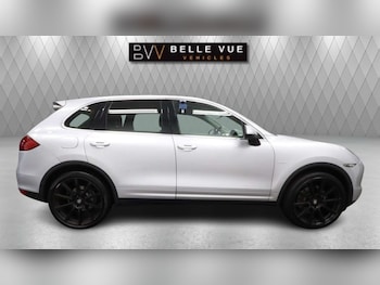Used Porsche Cayenne 2013 for sale - 76703570: Photo