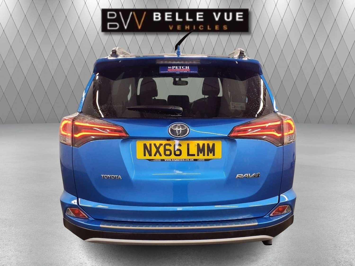 Used Toyota RAV4 2016 for sale - 76539484: Photo 5