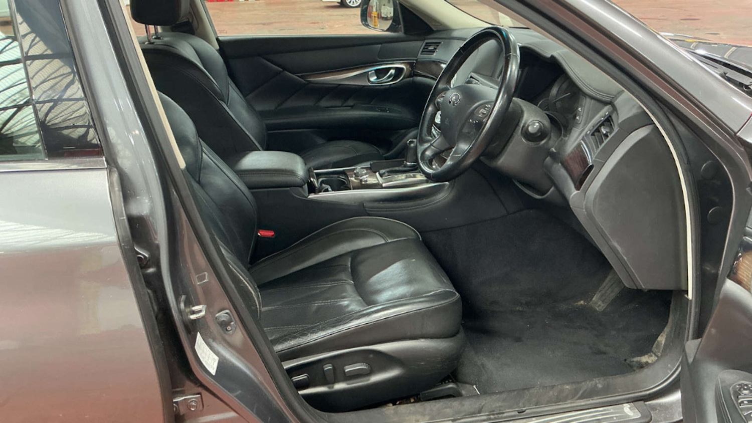 Used Infiniti Q70 2017 for sale - 76600824: Photo 10