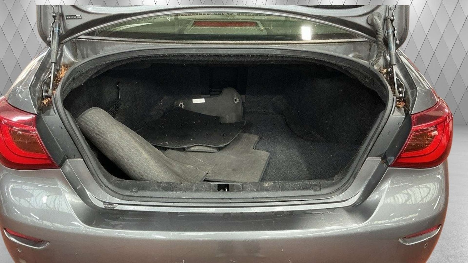 Used Infiniti Q70 2017 for sale - 76600824: Photo 14