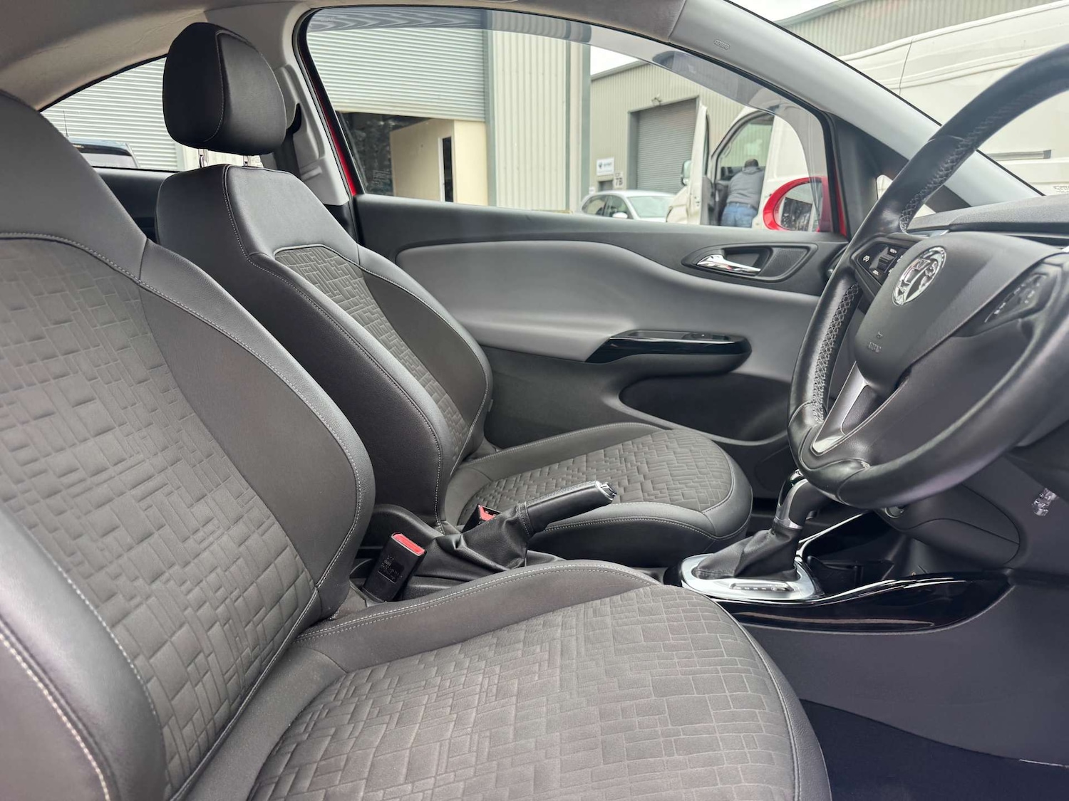 Used Vauxhall Corsa 2016 for sale - 76600940: Photo 11