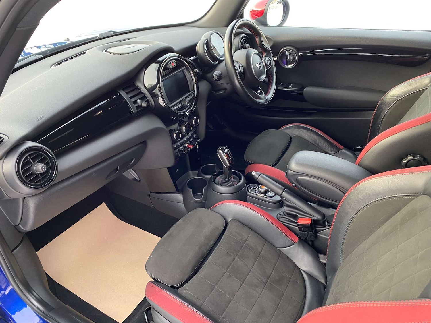 Used MINI Hatch 2019 for sale - 77235329: Photo 48