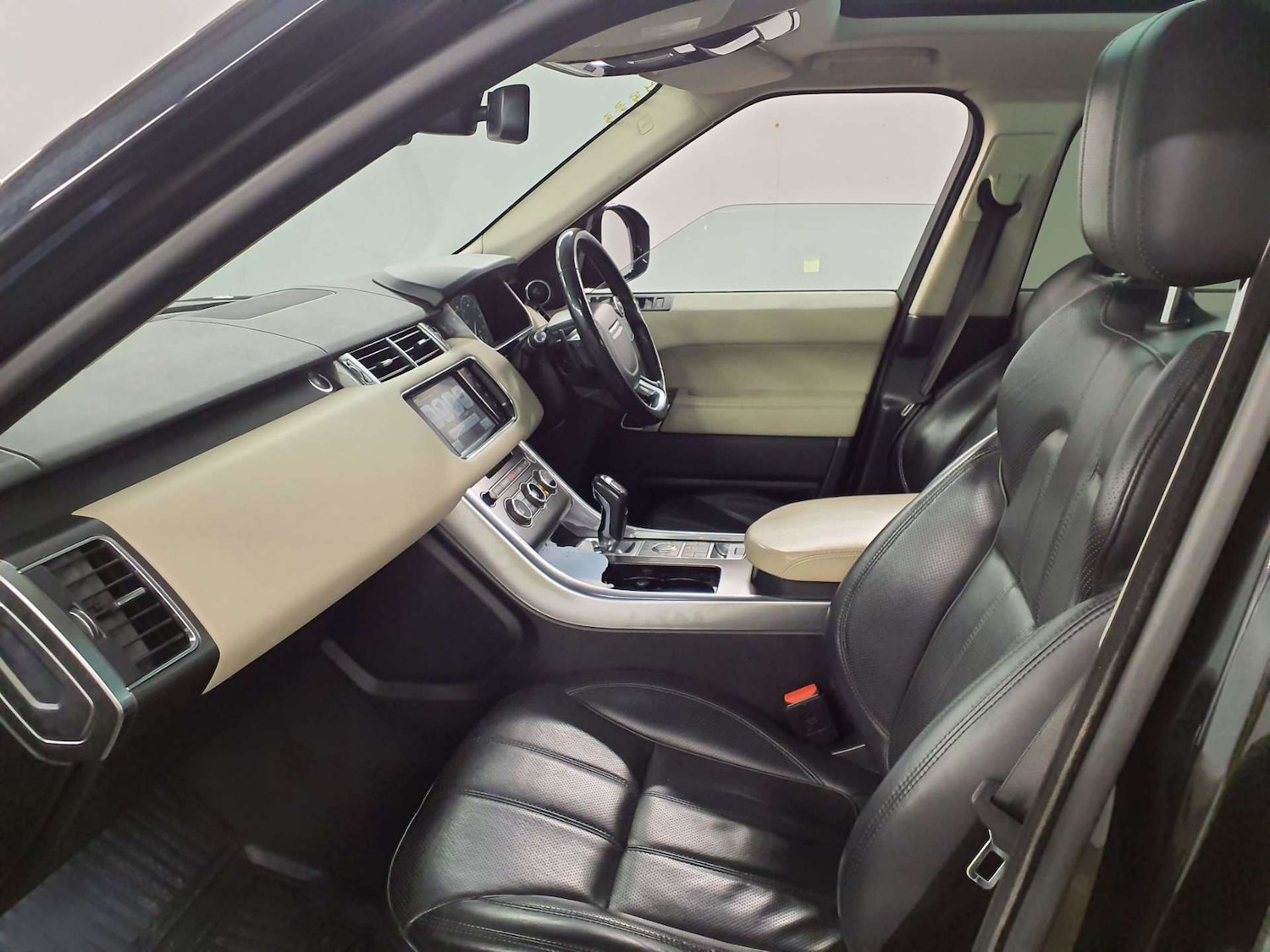 Used Land Rover Range Rover Sport 2017 for sale - 77205125: Photo 10