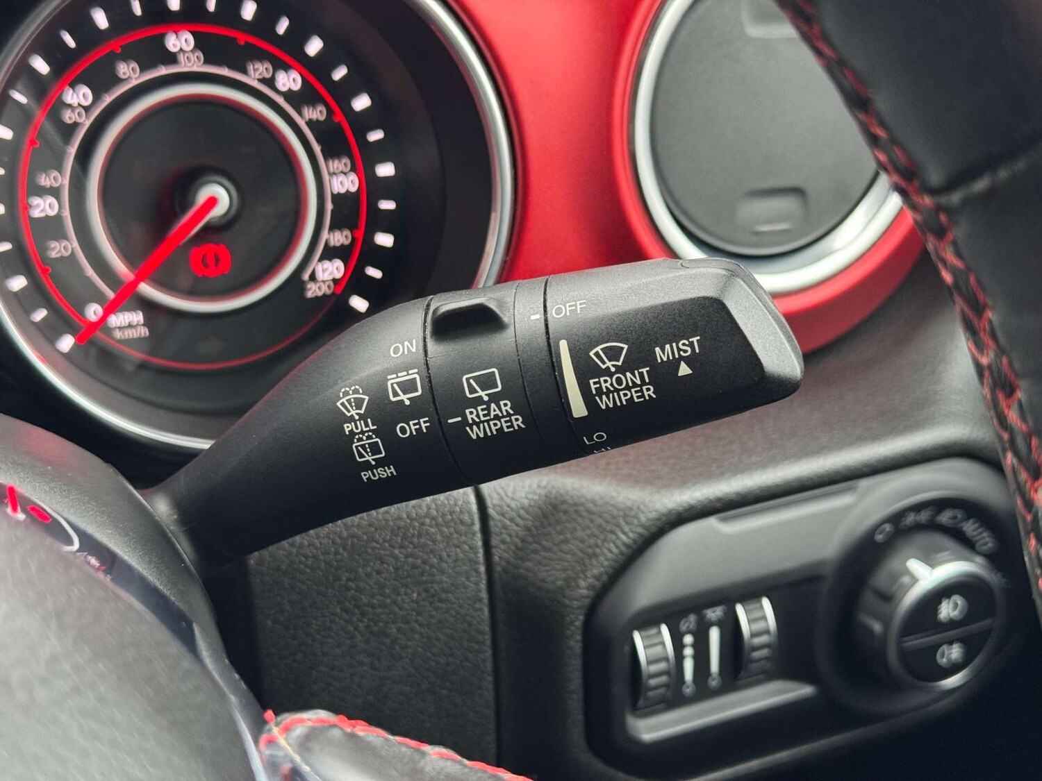 Used Jeep Wrangler 2019 for sale - 76475102: Photo 32