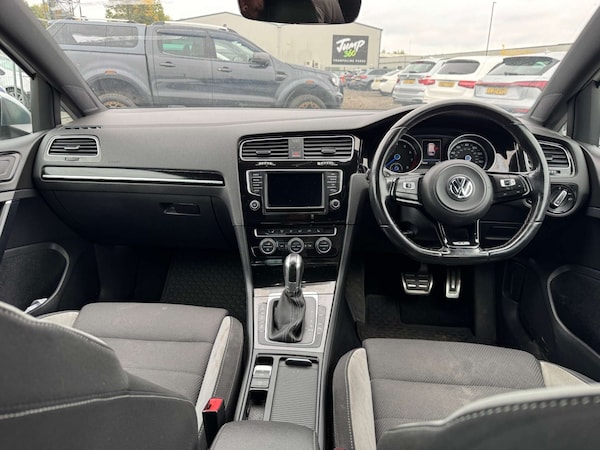 Used Volkswagen Golf 2016 for sale - 76216602: Photo 12