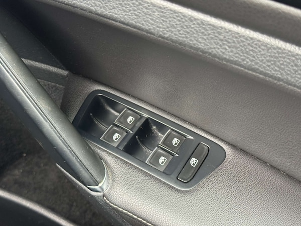 Used Volkswagen Golf 2016 for sale - 76216602: Photo 23