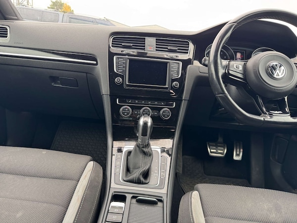 Used Volkswagen Golf 2016 for sale - 76216602: Photo 24