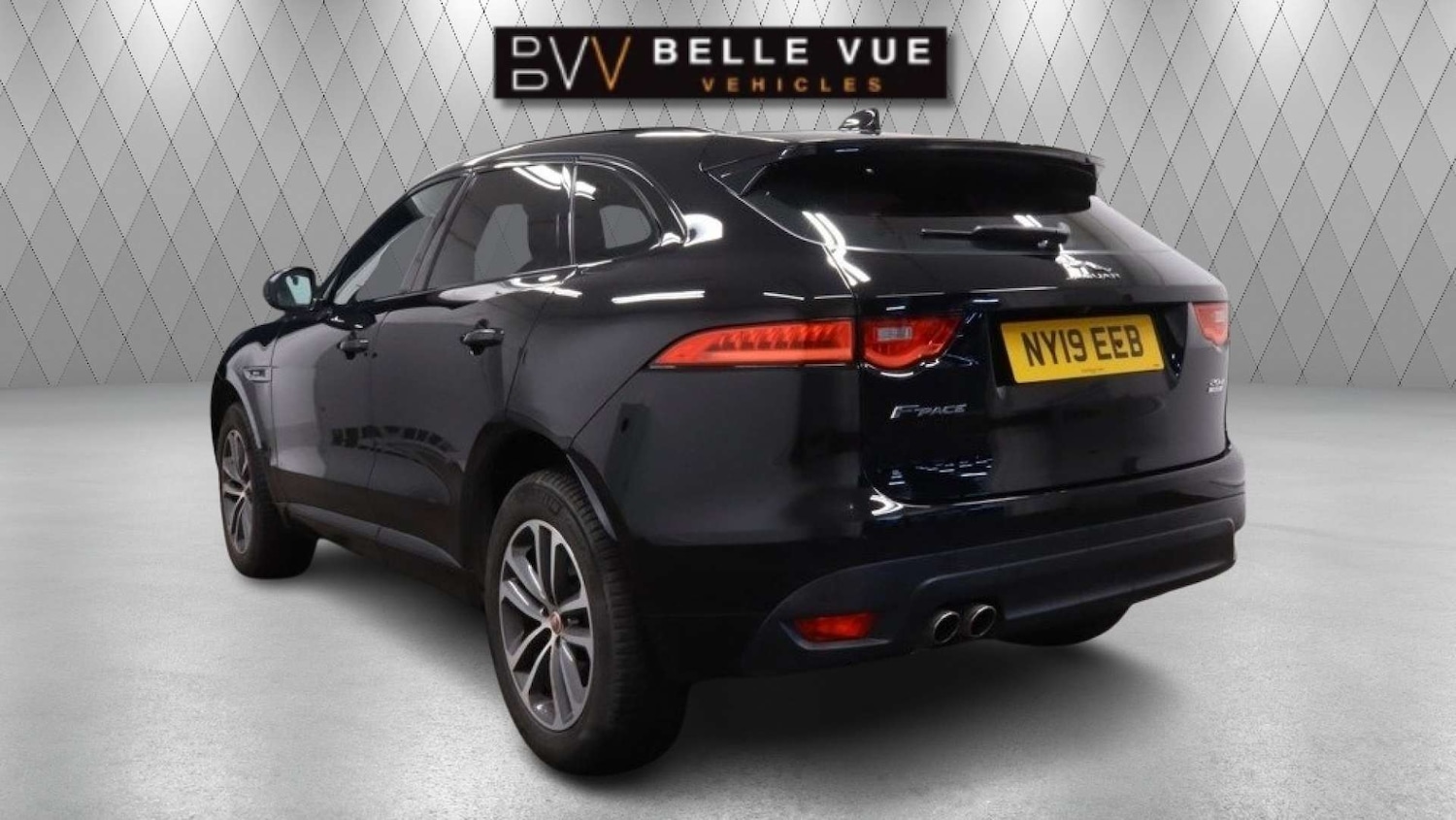 Used Jaguar F-Pace 2019 for sale - 76927419: Photo 8