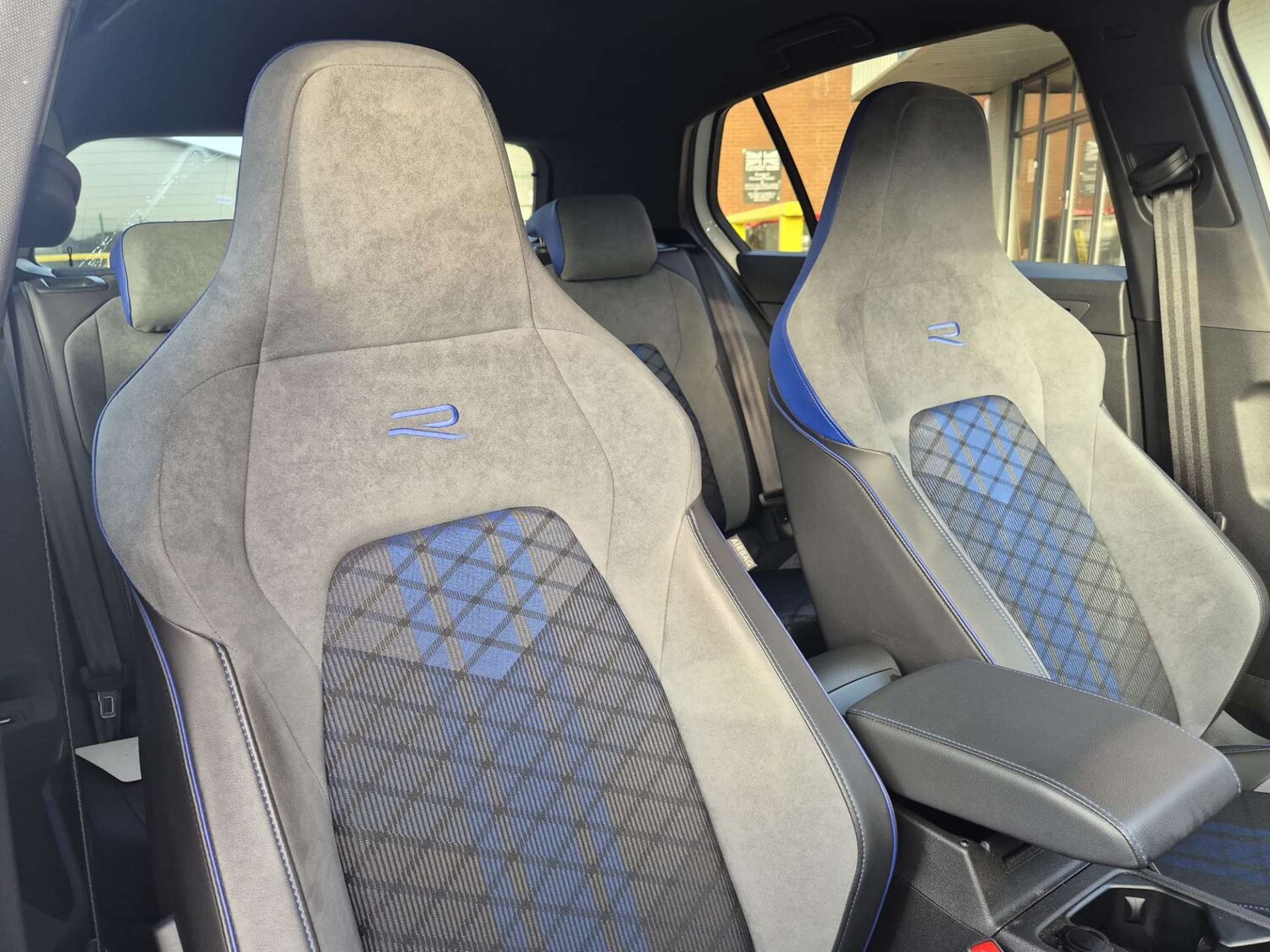 Used Volkswagen Golf 2023 for sale - 76536938: Photo 24