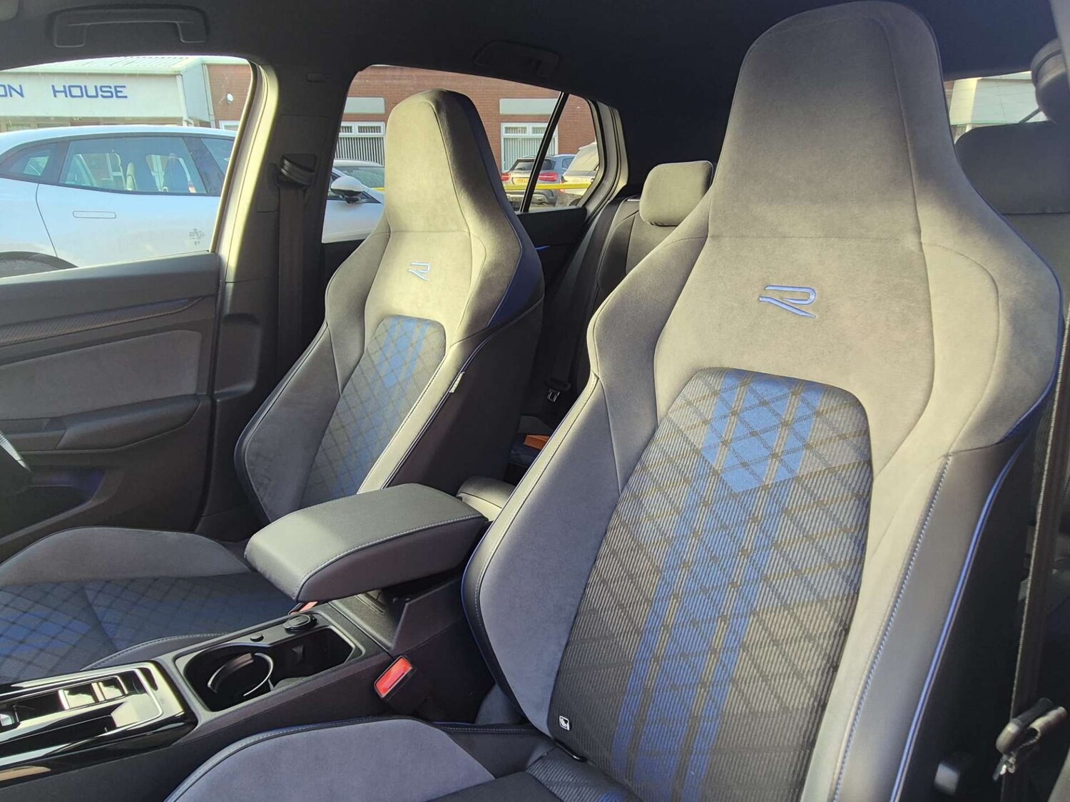 Used Volkswagen Golf 2023 for sale - 76536938: Photo 29