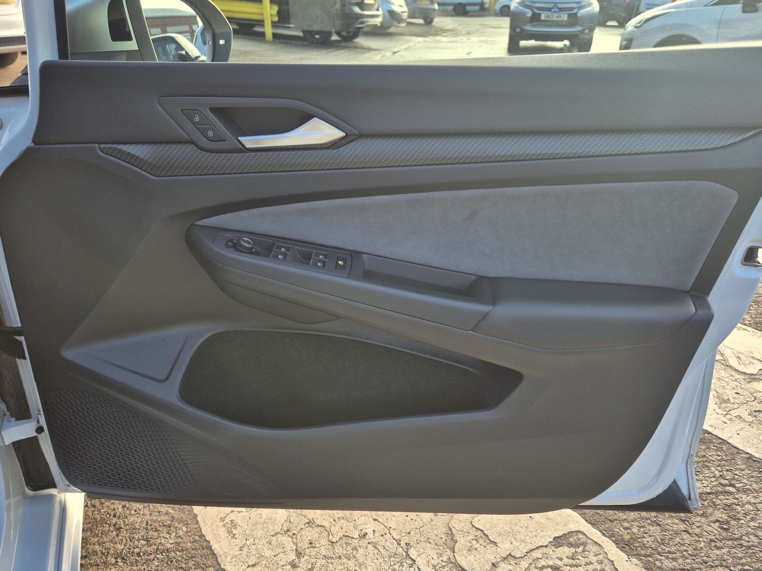 Used Volkswagen Golf 2023 for sale - 76536938: Photo 34