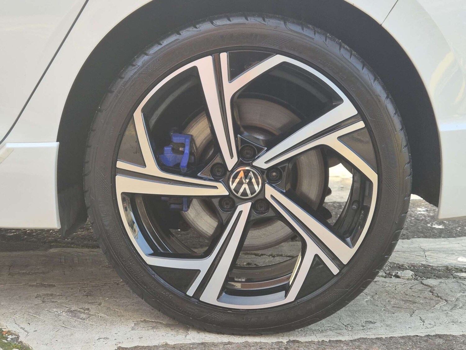 Used Volkswagen Golf 2023 for sale - 76536938: Photo 41