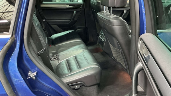 Used Volkswagen Touareg 2015 for sale - 76350465: Photo 11
