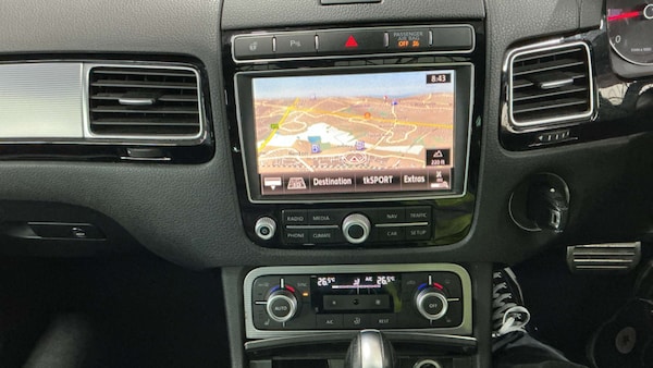 Used Volkswagen Touareg 2015 for sale - 76350465: Photo 14