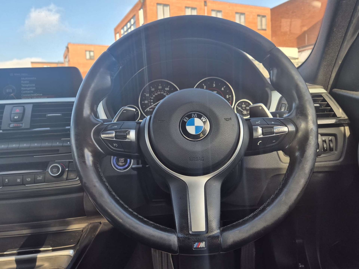 Used BMW 3 Series 2015 for sale - 76296851: Photo 37