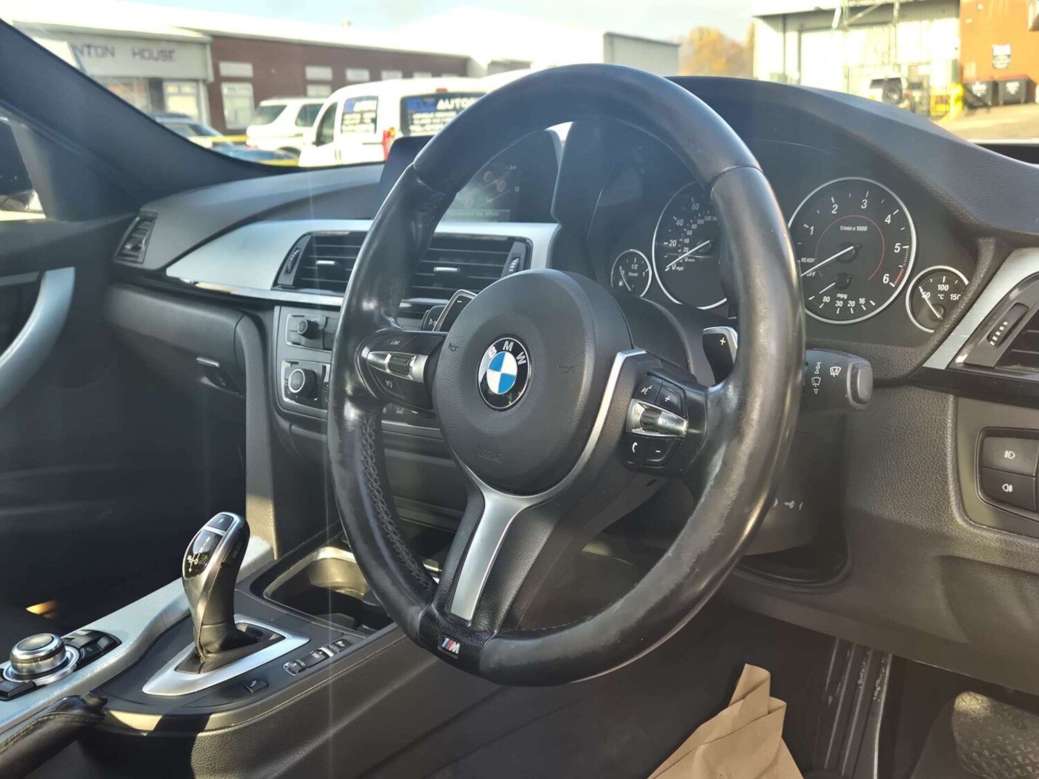 Used BMW 3 Series 2015 for sale - 76296851: Photo 38