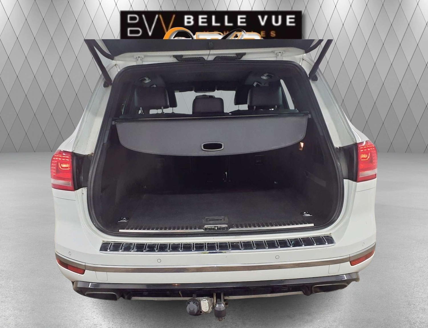 Used Volkswagen Touareg 2016 for sale - 76350461: Photo 17