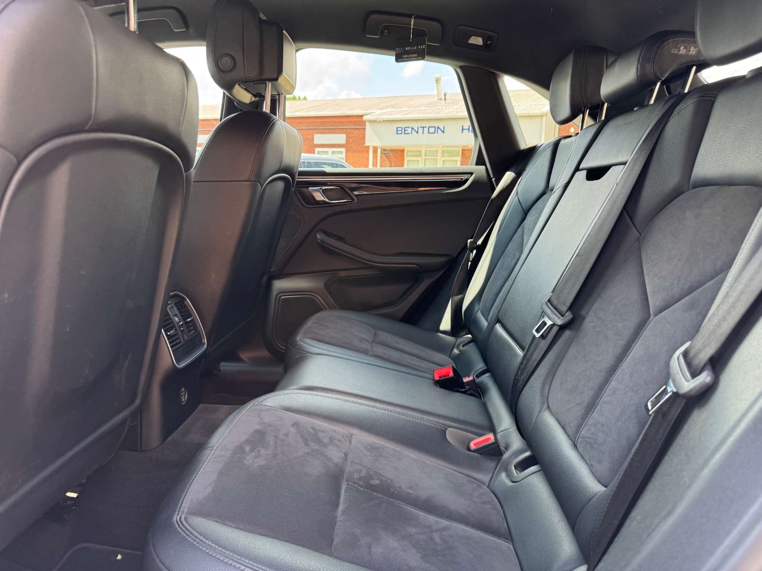 Used Porsche Macan 2017 for sale - 76600848: Photo 17