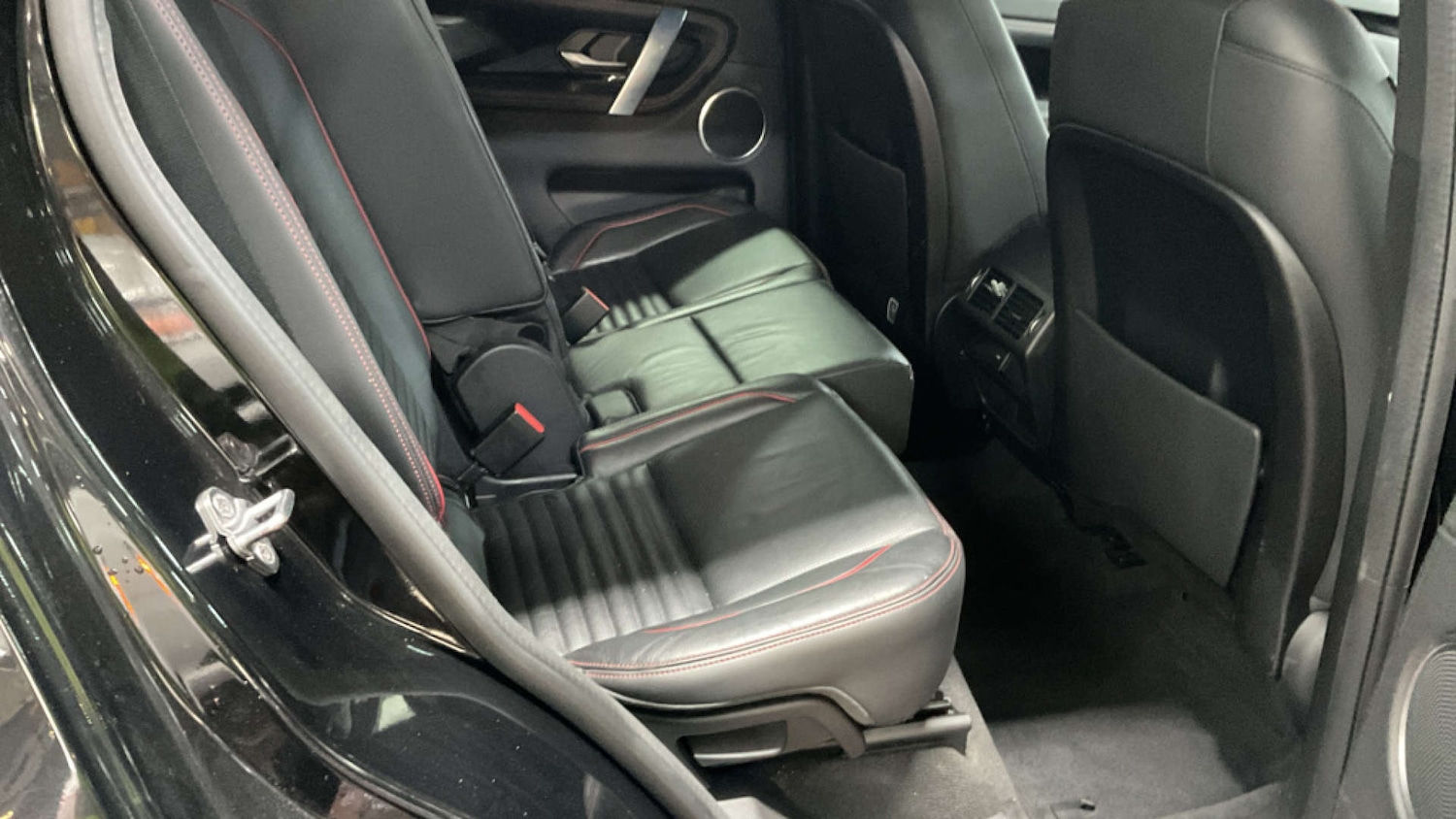 Used Land Rover Discovery Sport 2019 for sale - 76659850: Photo 11