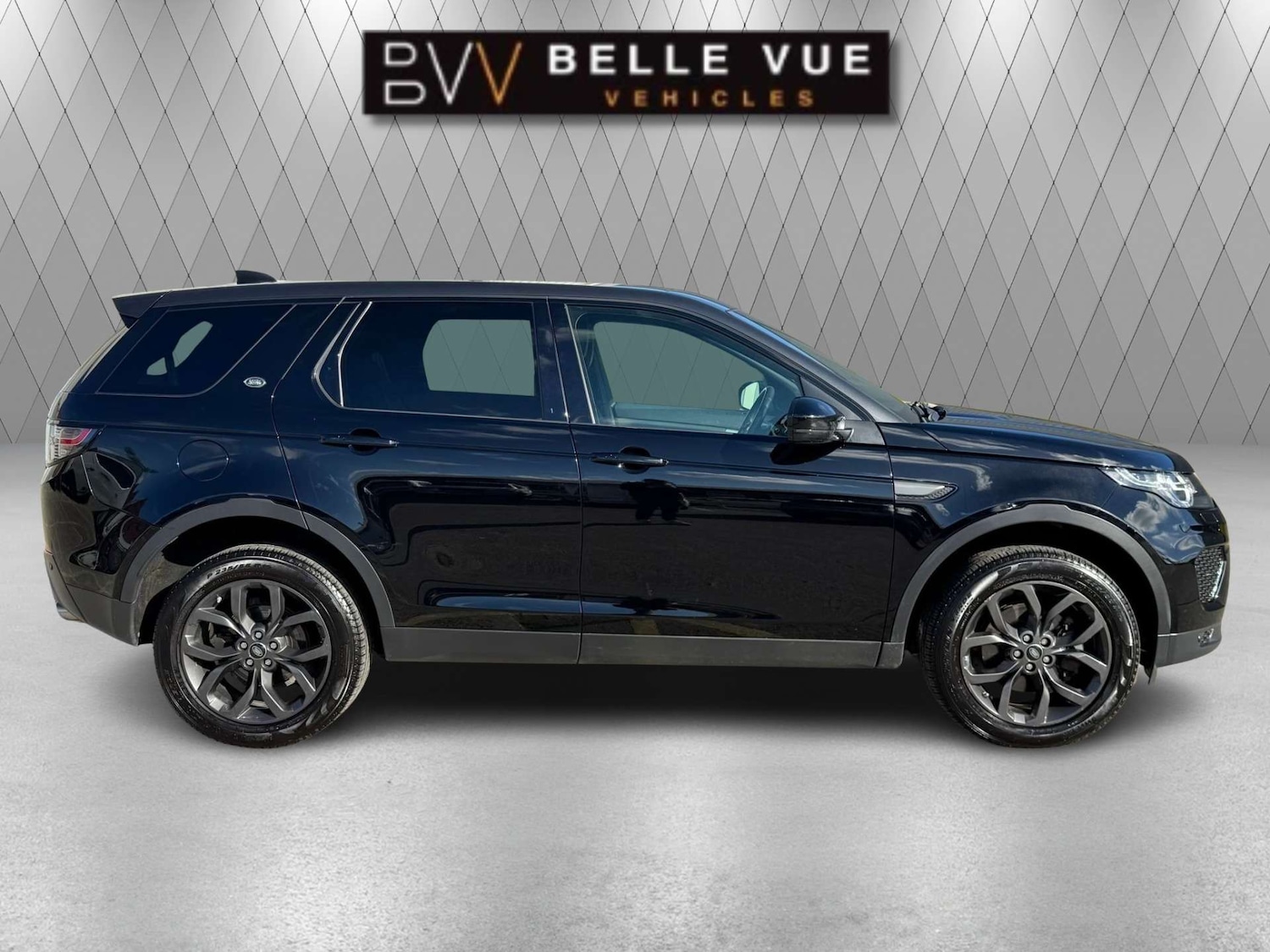 Used Land Rover Discovery Sport 2019 for sale - 76277427: Photo 2