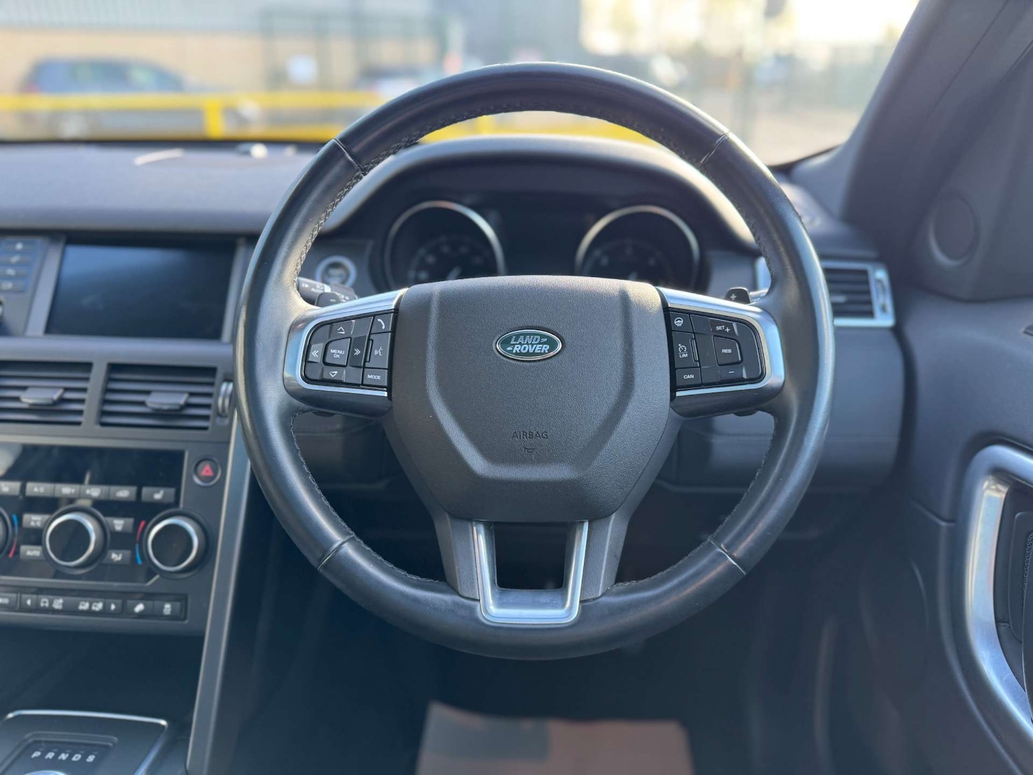 Used Land Rover Discovery Sport 2019 for sale - 76277427: Photo 25