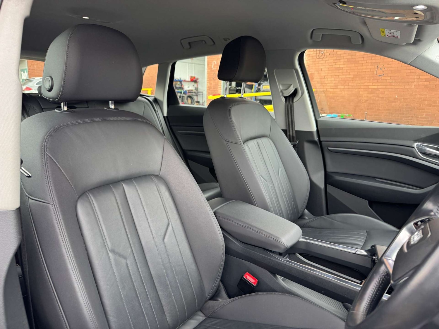 Used Audi e-tron 2020 for sale - 76363790: Photo 13